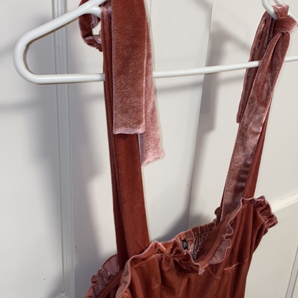 Forever 21 Blush Pink Mini Velvet Dress - Picture 6 of 13